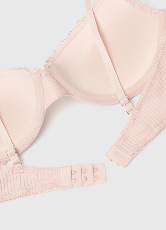 Кружевной бюстгальтер с эффектом пуш-ап