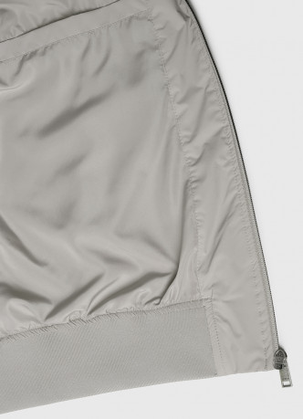 Бомбер на молнии