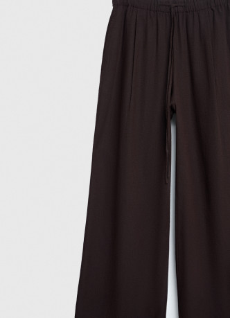 Широкие льняные брюки