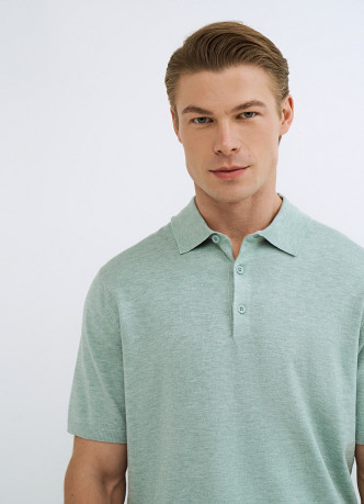 Вязаное поло с коротким рукавом