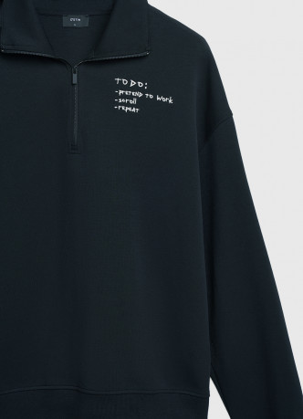 Толстовка с воротником-стойкой на молнии