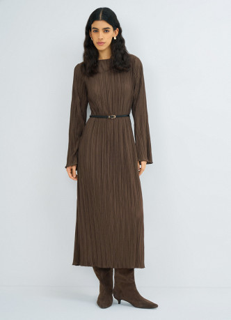 Трикотажное платье с ремнём