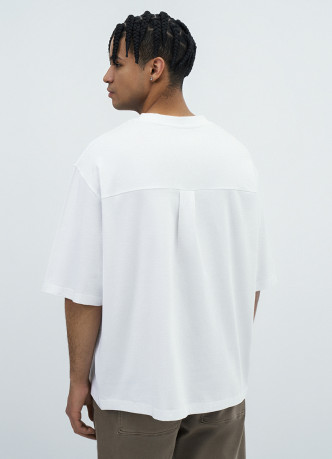 Объёмная футболка с принтом