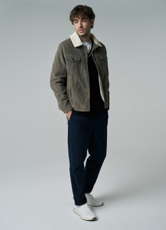 Брюки-чиносы